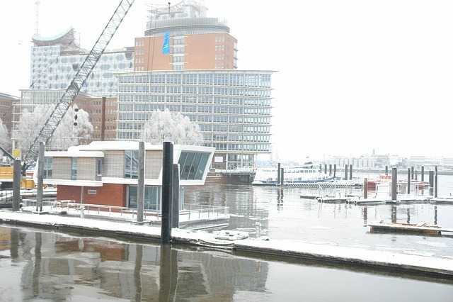 hamburg-52568_640.jpg